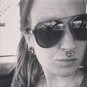 Meet your Posher, Jasmine